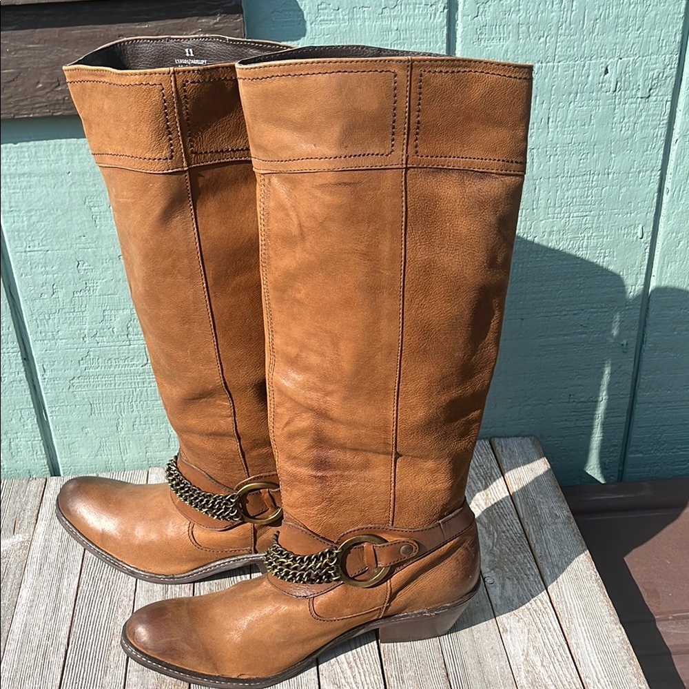 Luichiny Tan Leather Knee-High Boots with Chain Accent